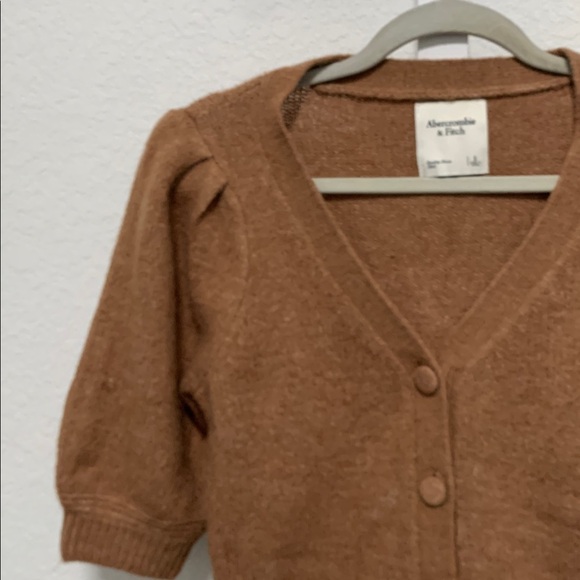 Abercrombie and Fitch Brown Puff Shoulder Short Sleeve Cardigan Sweater - Picture 3 of 8